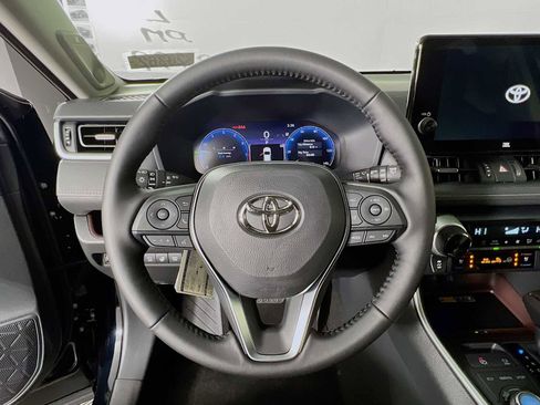 New 2025 Toyota RAV4 Limited image 8