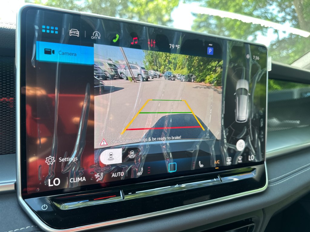 New 2026 Volkswagen Tiguan SE R-Line AWD/4WD image 15