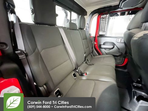 Used 2020 Jeep Gladiator Sport w/ Quick Order Package 24S image 15