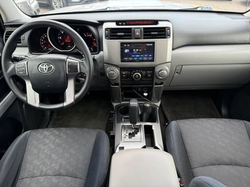 Used 2011 Toyota 4Runner Trail AWD/4WD image 10
