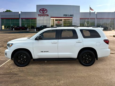 Used 2021 Toyota Sequoia TRD Sport w/ TRD Sport Premium Package AWD/4WD image 2