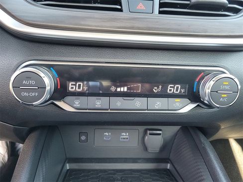 New 2025 Nissan Altima 2.5 SV image 11