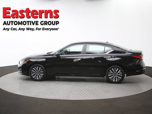 Used 2023 Nissan Altima 2.5 SV w/ SV Premium Package AWD/4WD image 63