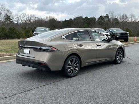 New 2026 Nissan Sentra SL image 8