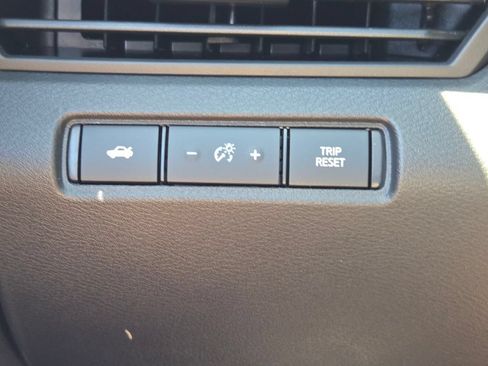 New 2026 Nissan Altima 2.5 SV FWD image 25