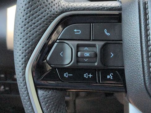 Used 2026 Toyota Sequoia Platinum AWD/4WD image 32