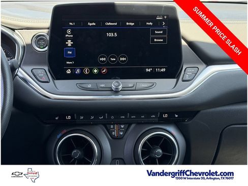 Certified 2025 Chevrolet Blazer LT FWD image 16