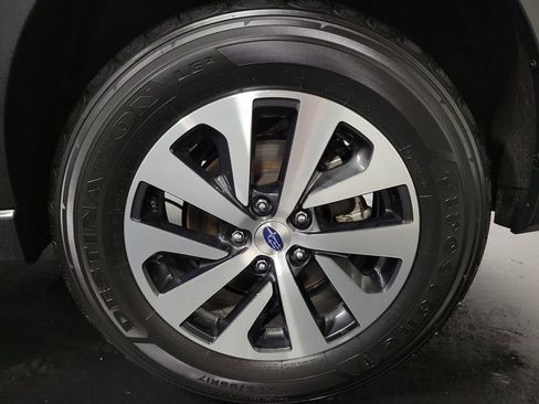 Used 2024 Subaru Outback Premium AWD/4WD image 10