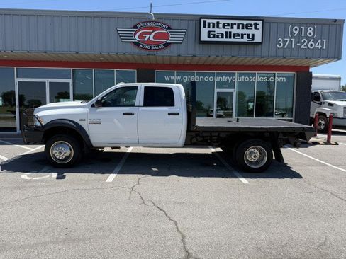 Used 2017 RAM 4500 4x4 Crew Cab DRW image 10