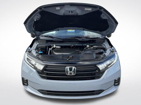 Used 2024 Honda Odyssey Sport image 16