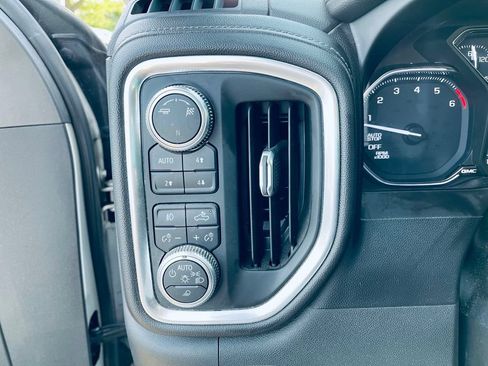 Used 2019 GMC Sierra 1500 SLT w/ Driver Alert Package I AWD/4WD image 14
