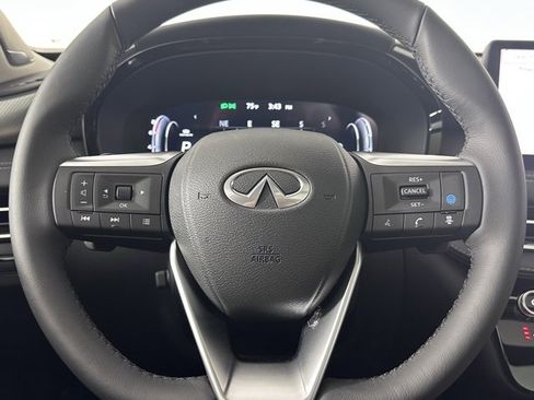Certified 2025 INFINITI QX60 Luxe w/ Vision Package image 33
