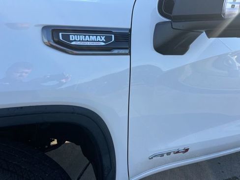 Used 2020 GMC Sierra 1500 AT4 w/ AT4 Premium Package AWD/4WD image 3