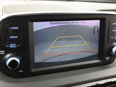 Used 2019 Hyundai Santa Fe SE w/ Cargo Package image 21