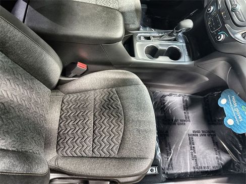 Used 2023 Chevrolet Equinox LT image 27