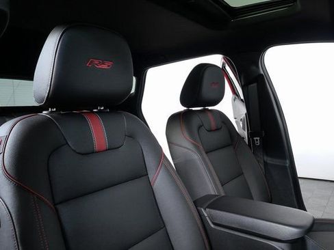 New 2026 Chevrolet Trax RS w/ Sunroof Package image 20