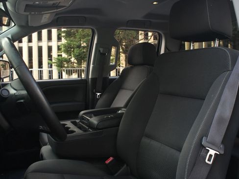 Used 2017 Chevrolet Silverado 1500 LT w/ All Star Edition RWD image 16