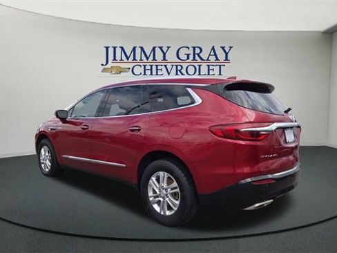 Used 2021 Buick Enclave Essence image 5