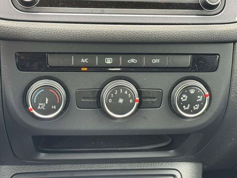 Used 2018 Volkswagen Tiguan Limited w/ Premium Package FWD image 5