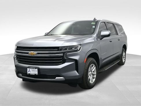 Used 2021 Chevrolet Suburban LT RWD image 1