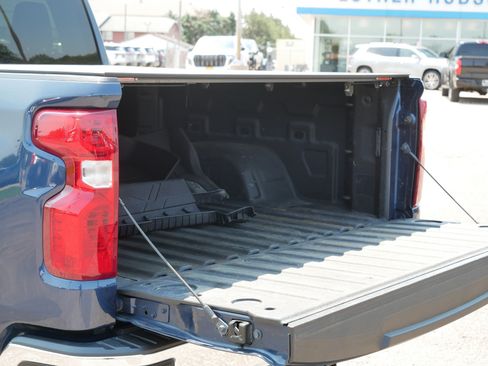 Used 2019 Chevrolet Silverado 1500 LT w/ All-Star Edition AWD/4WD image 18