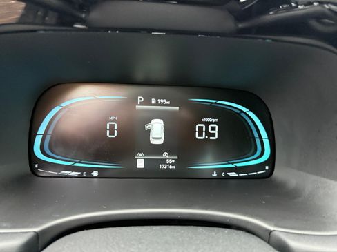 Used 2024 Hyundai Palisade SEL FWD image 11