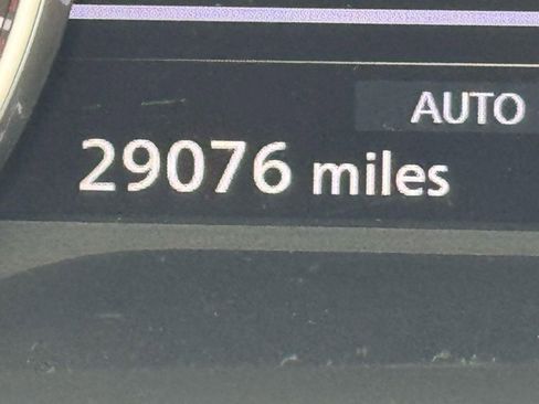 Used 2023 Nissan Rogue SL w/ SL Premium Package image 32