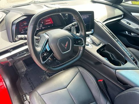 Used 2021 Chevrolet Corvette Stingray Preferred Cpe RWD image 9