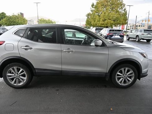 Used 2017 Nissan Rogue Sport S w/ S Appearance Package image 10