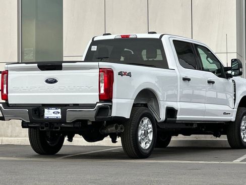 New 2026 Ford F250 XLT image 3