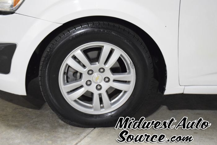 Used 2015 Chevrolet Sonic LT FWD image 7