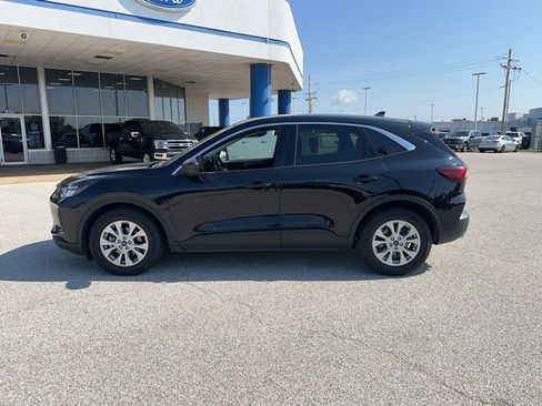 Used 2024 Ford Escape Active FWD image 2