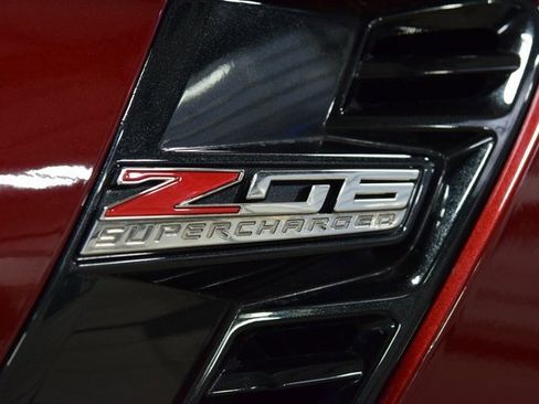 Used 2016 Chevrolet Corvette Z06 w/ 2LZ Preferred Equipment Group image 18