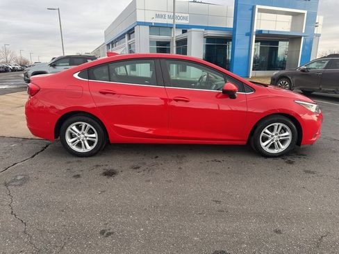 Used 2018 Chevrolet Cruze LT w/ LT Fleet Convenience Package image 34