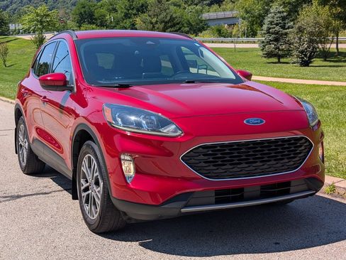 Used 2020 Ford Escape SEL AWD/4WD image 2
