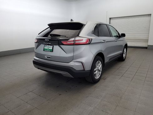 Used 2024 Ford Edge SEL AWD/4WD image 9