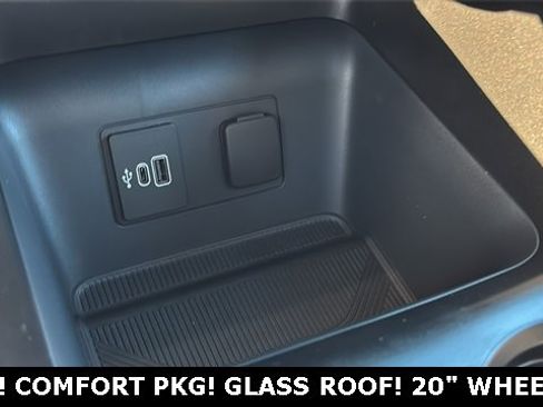 New 2026 Ford Explorer Active image 18