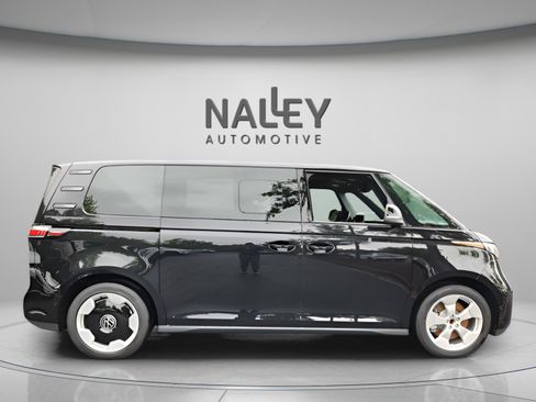 New 2025 Volkswagen ID. Buzz Pro S image 7
