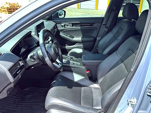 Used 2024 Honda Civic Sport Touring image 7