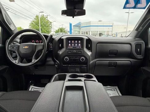Certified 2022 Chevrolet Silverado 1500 Custom AWD/4WD image 4