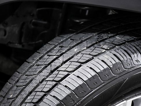 Used 2024 Toyota Sequoia Platinum image 95