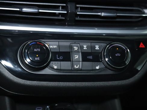 Used 2024 Buick Envista Sport Touring FWD image 26