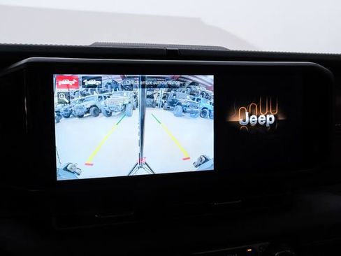 Used 2025 Jeep Gladiator Rubicon w/ Safety Group image 72