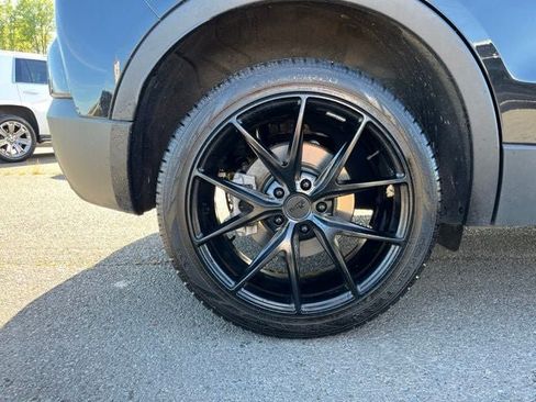 Used 2023 Cadillac XT4 Sport AWD/4WD image 10