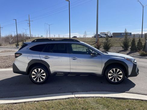 Used 2025 Subaru Outback Limited XT image 8