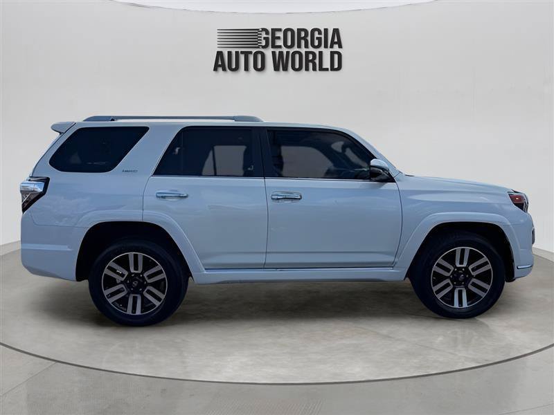 Used 2021 Toyota 4Runner Limited AWD/4WD image 7
