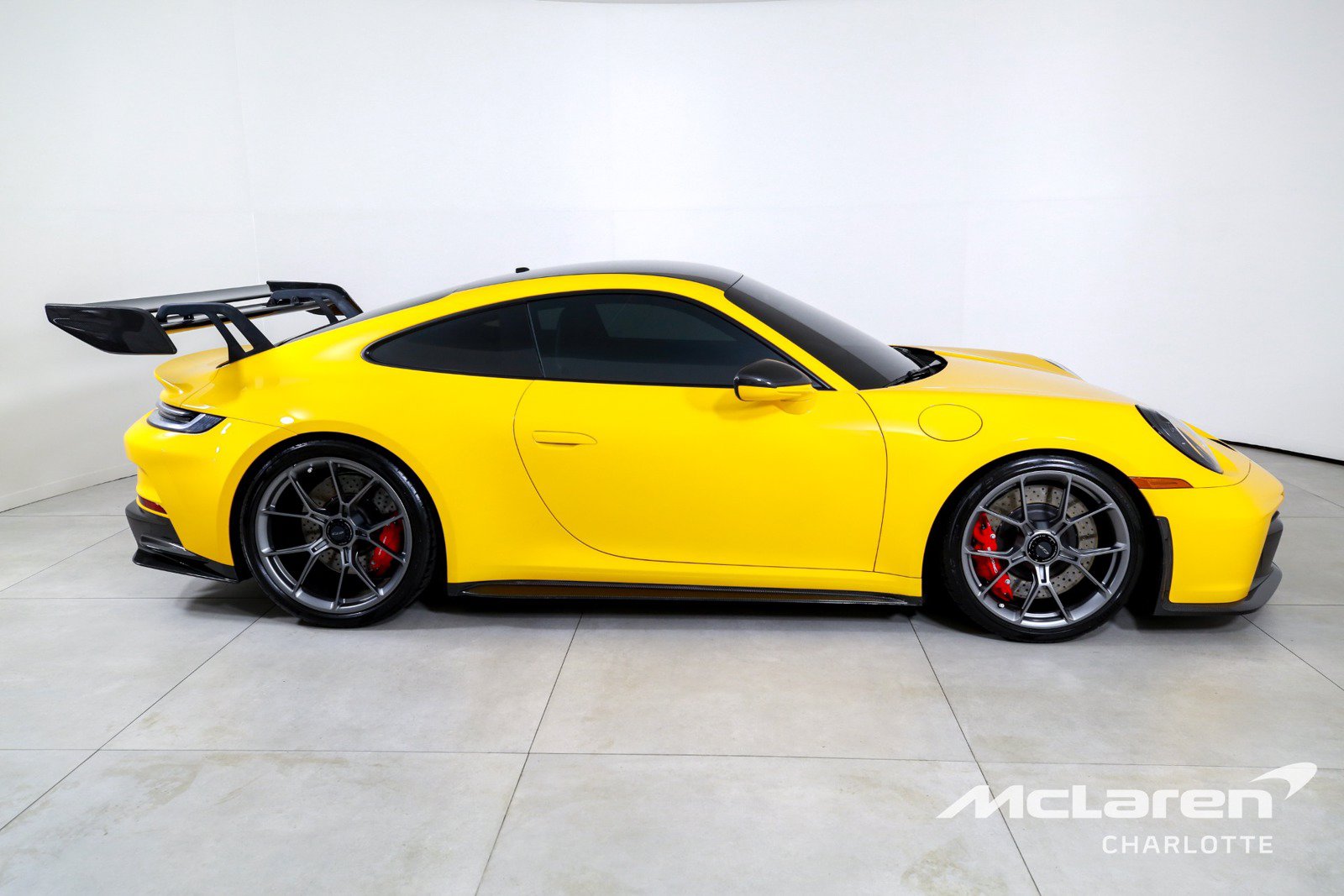Used 2022 Porsche 911 GT3 RWD image 9