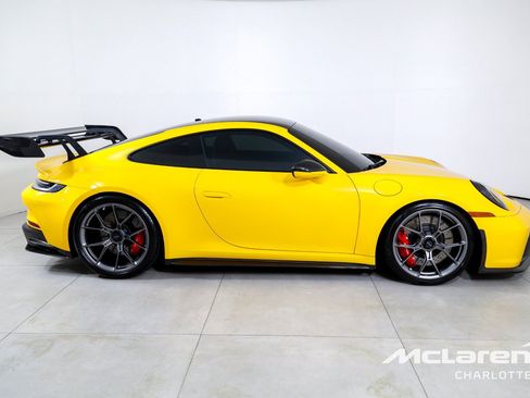Used 2022 Porsche 911 GT3 RWD image 9
