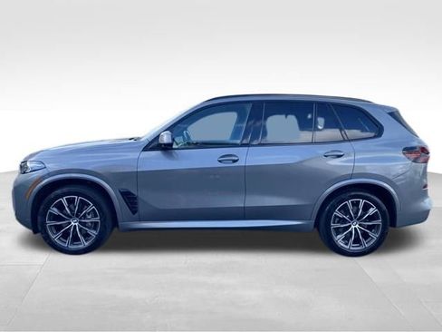 Used 2024 BMW X5 xDrive40i w/ M Sport Package image 4