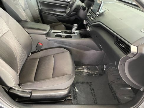 Used 2022 Nissan Altima 2.5 SV image 27